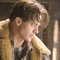 Brendan Fraser Bertarung Lawan Mummy Bajakan